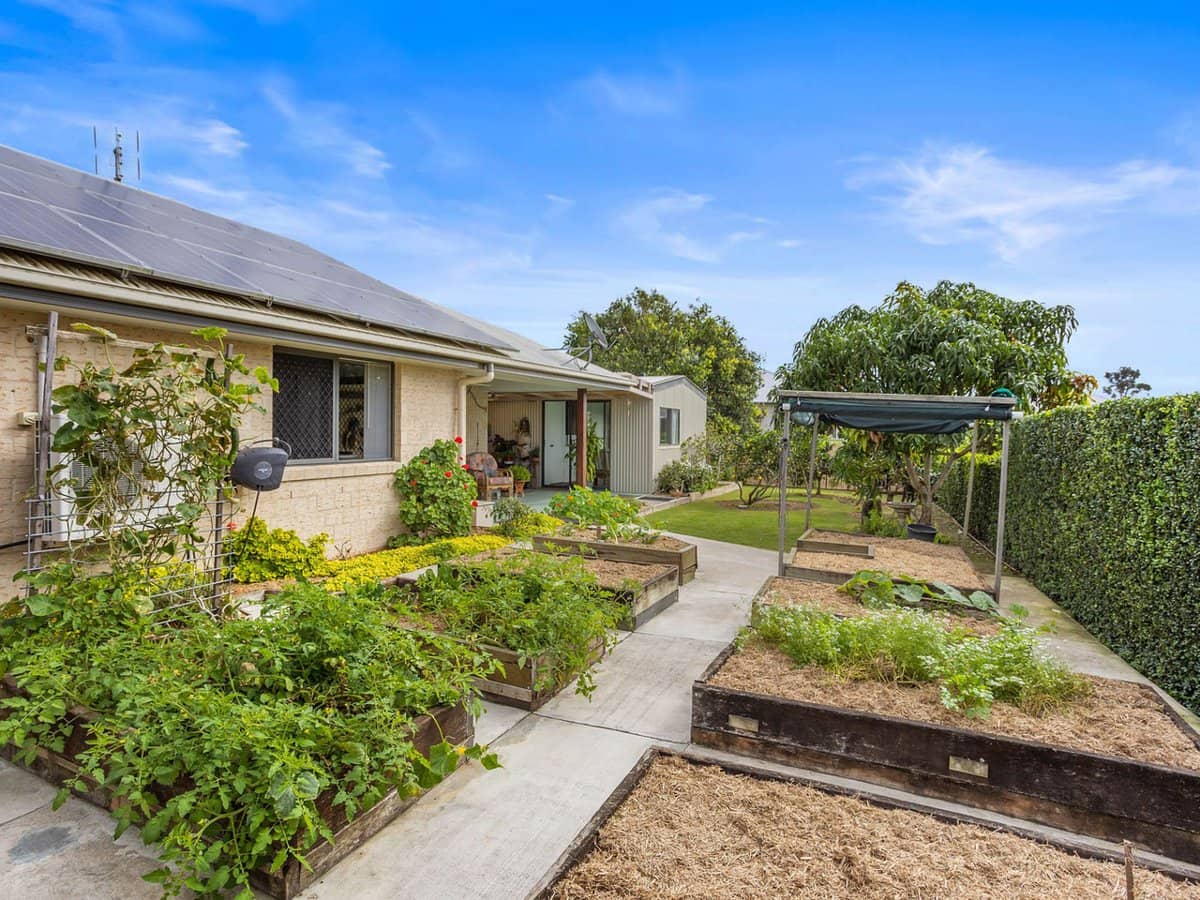 27 Overlander Avenue, Woolmar - Thumbnail 8