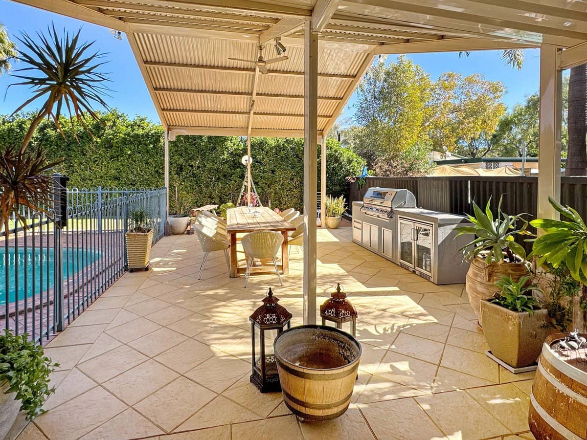 11 Plowman Street, Gillen - Thumbnail 1