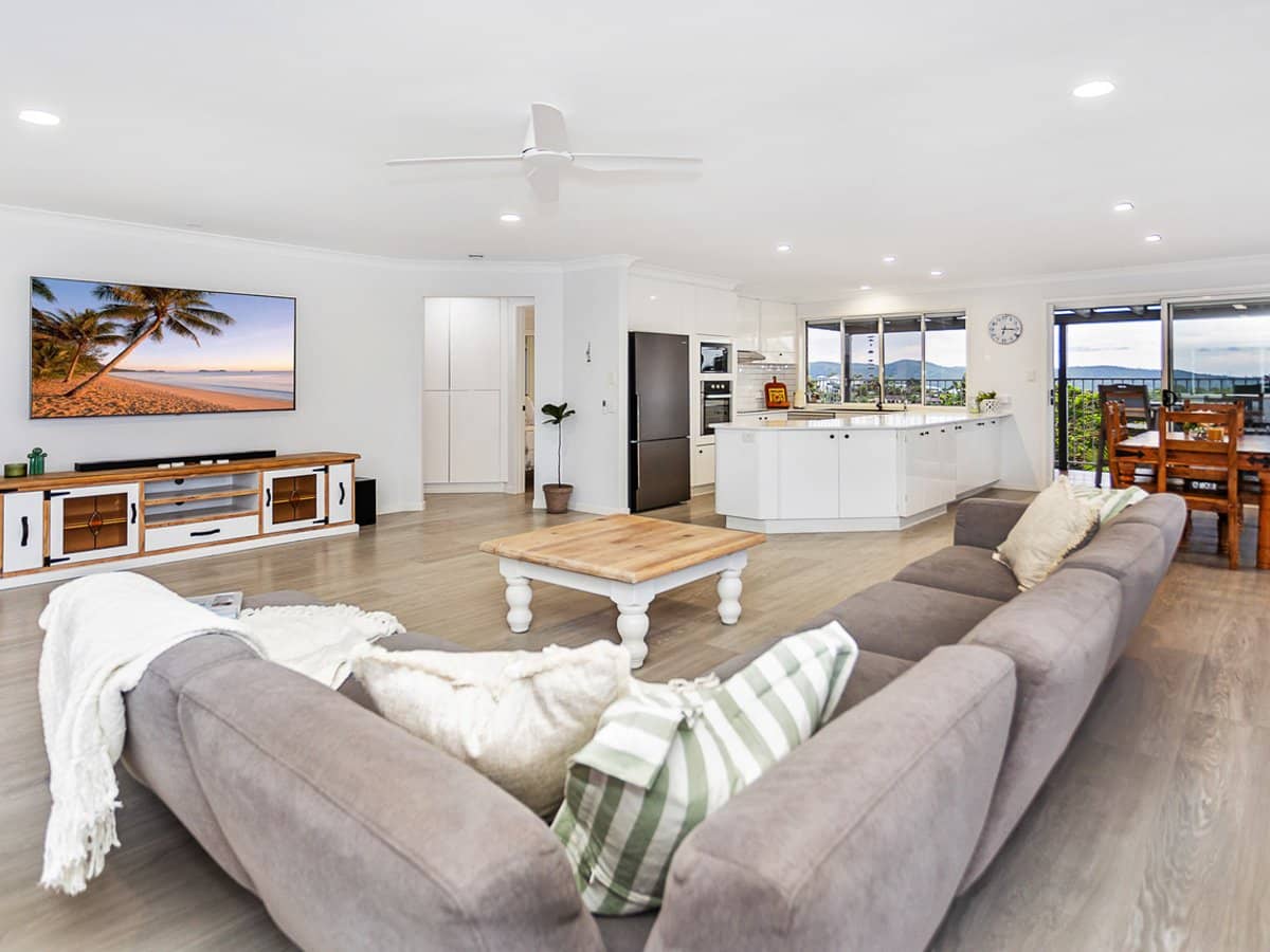 9 Macrobert Street, HIGHLAND PARK - Thumbnail 2