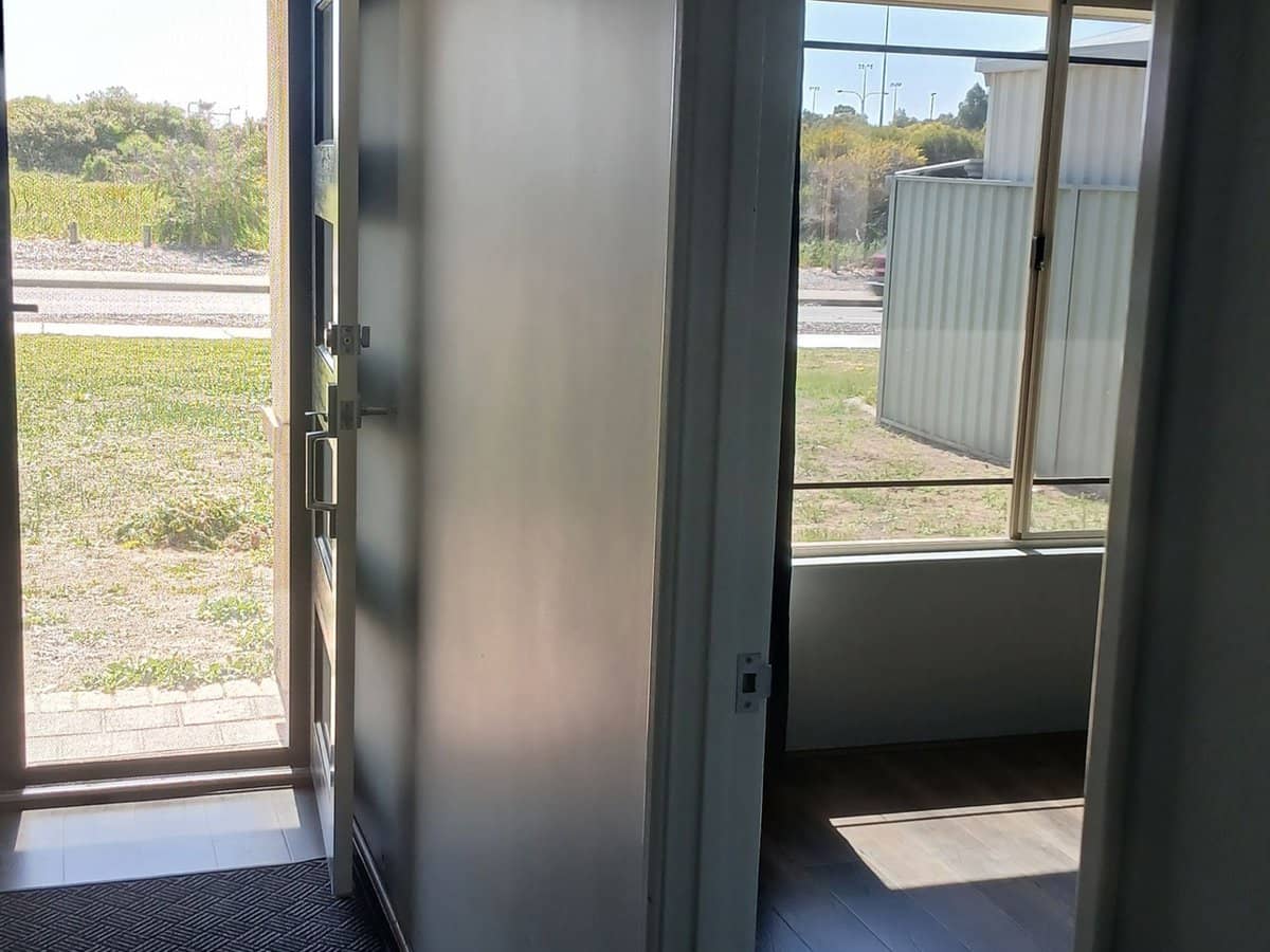 1 Secret Harbour Boulevard, Secret Harbour - Thumbnail 10