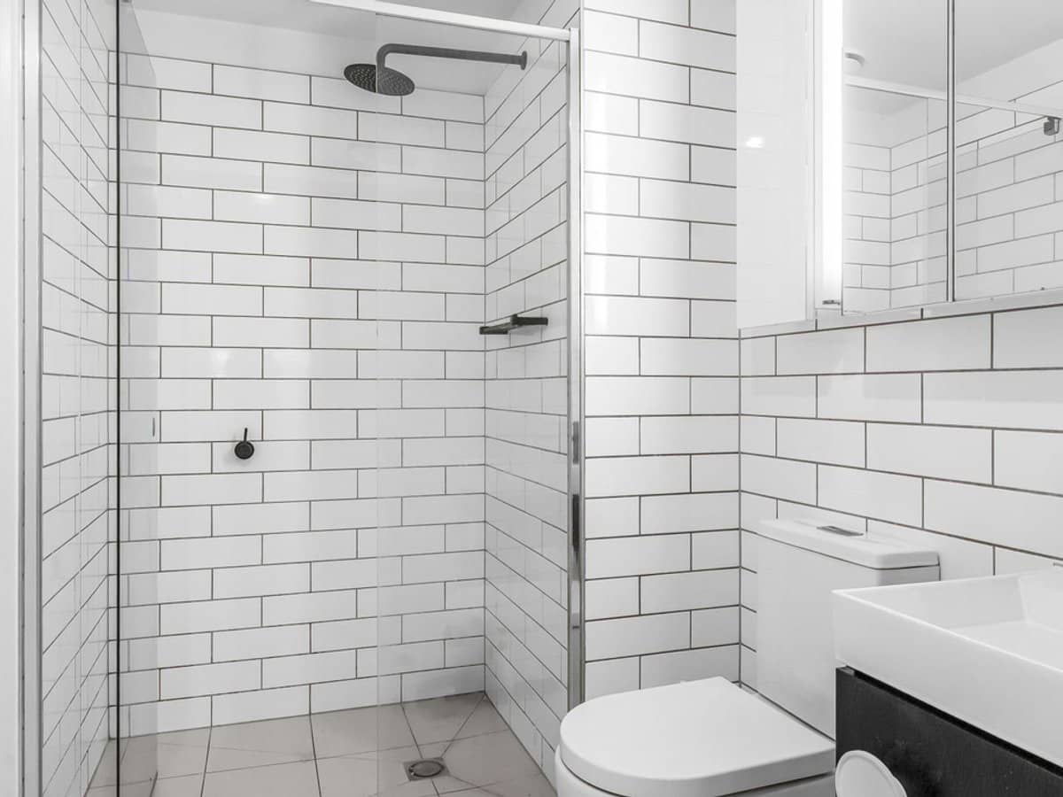 303/83 Flemington Road, North Melbourne - Thumbnail 4