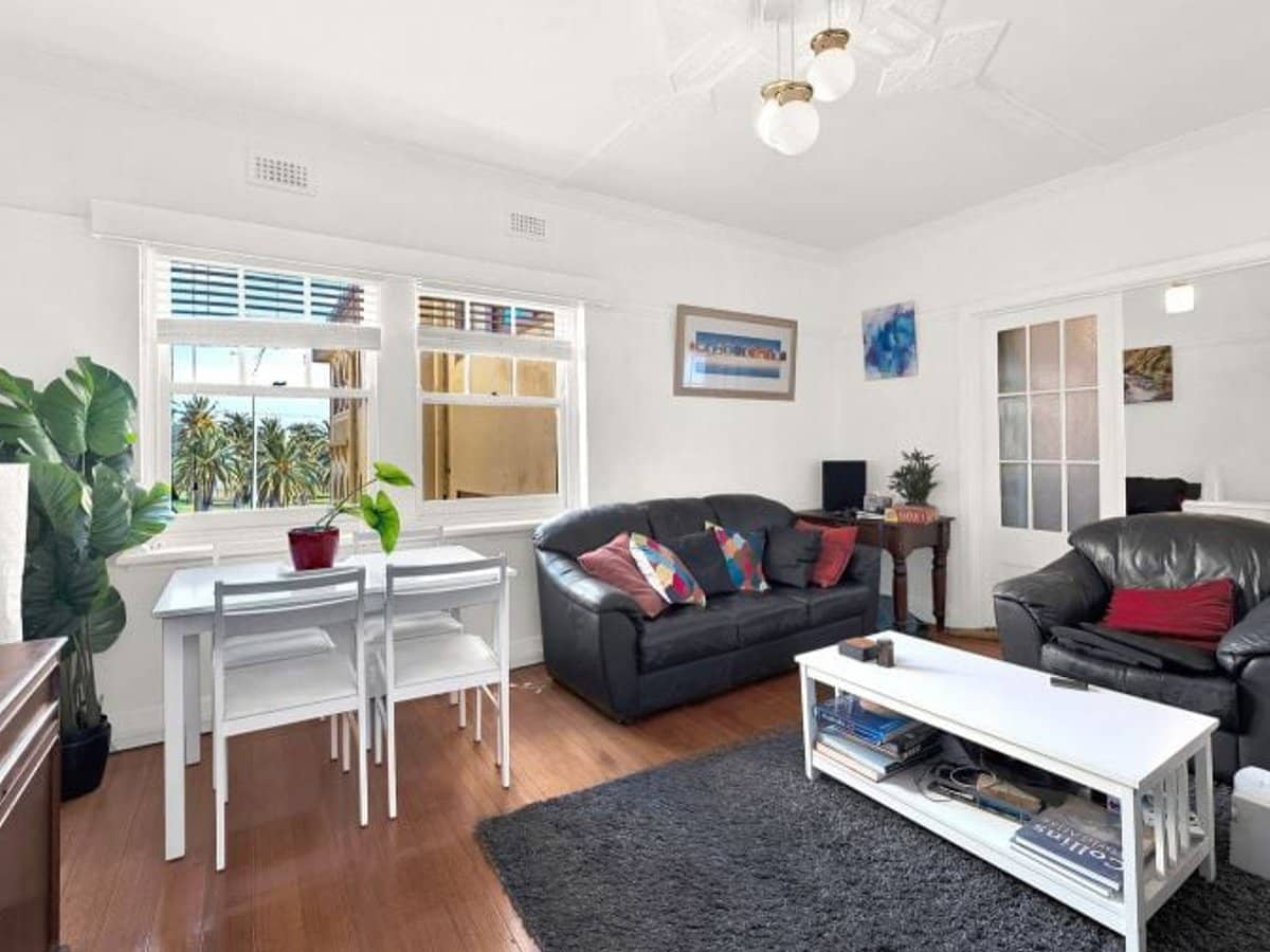 8/355 Beaconsfield Parade, St Kilda West - Thumbnail 2