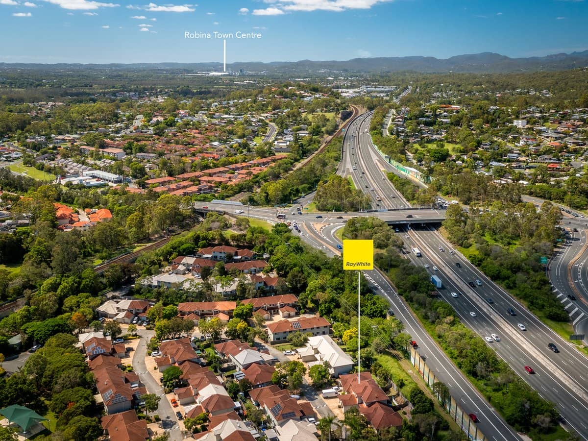 28 Ancona Street, CARRARA - Thumbnail 2