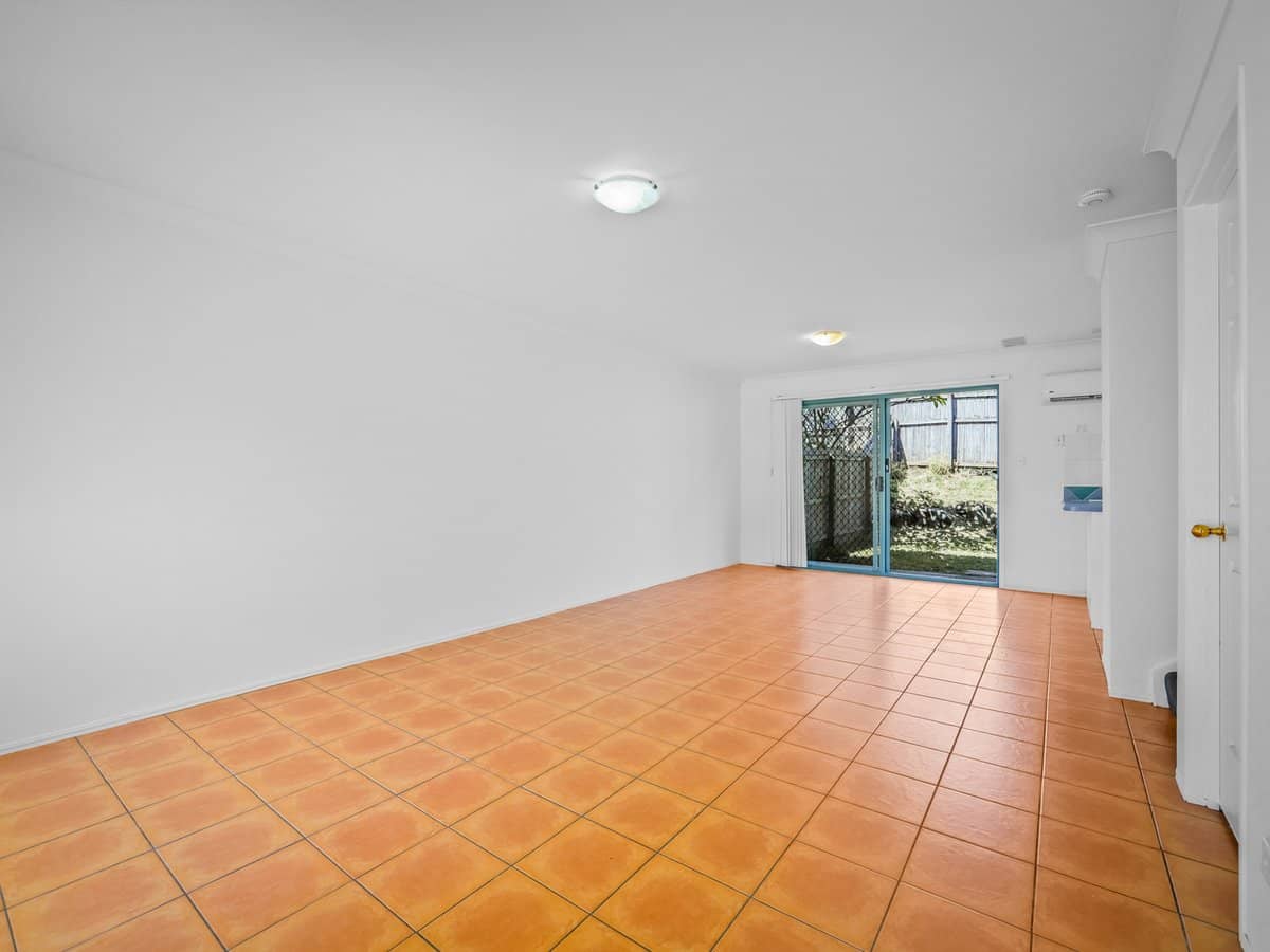 28 Ancona Street, CARRARA - Thumbnail 4