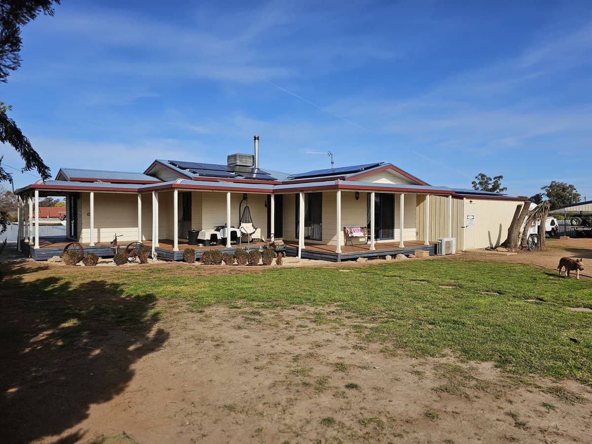 20 Lewis, Coolamon - Thumbnail 2