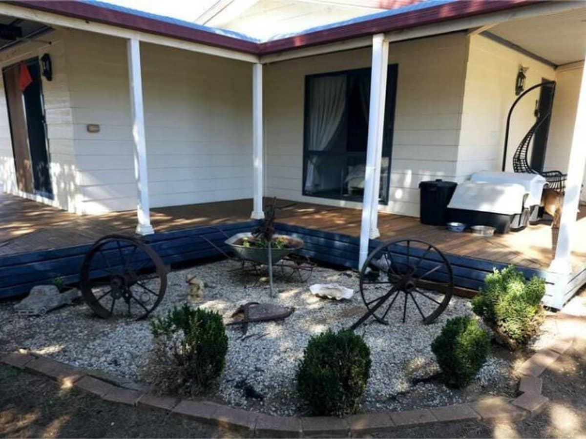 20 Lewis, Coolamon - Thumbnail 3