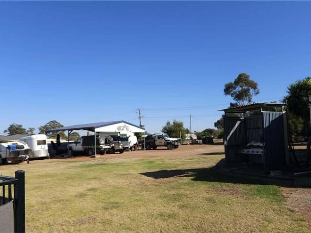 20 Lewis, Coolamon - Thumbnail 28