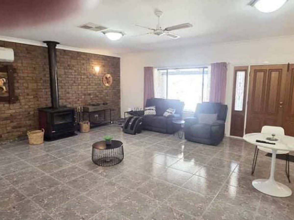 14 Brumby Road, Alice Springs - Thumbnail 4