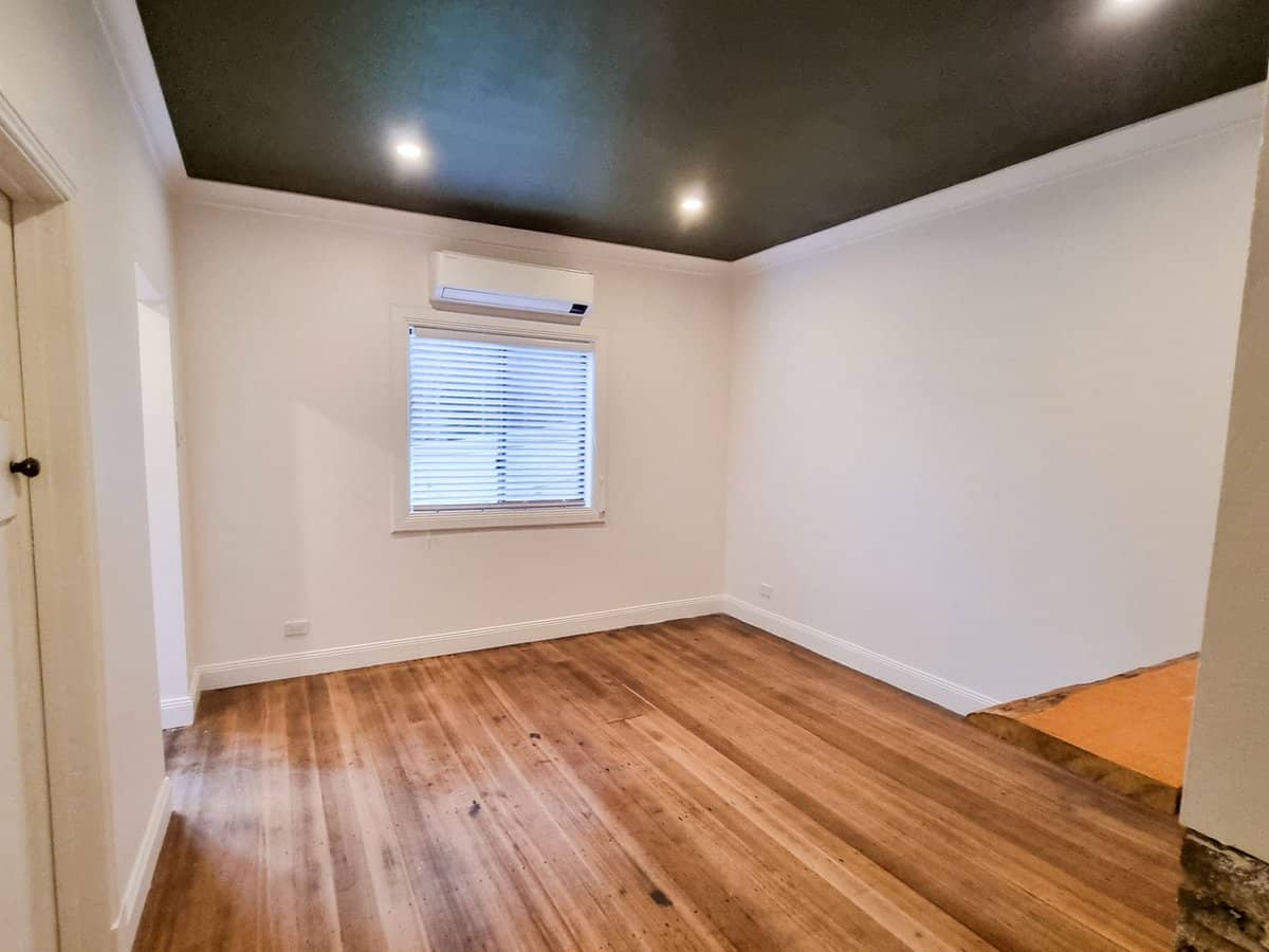 8 Colville Street, Queenstown - Thumbnail 3