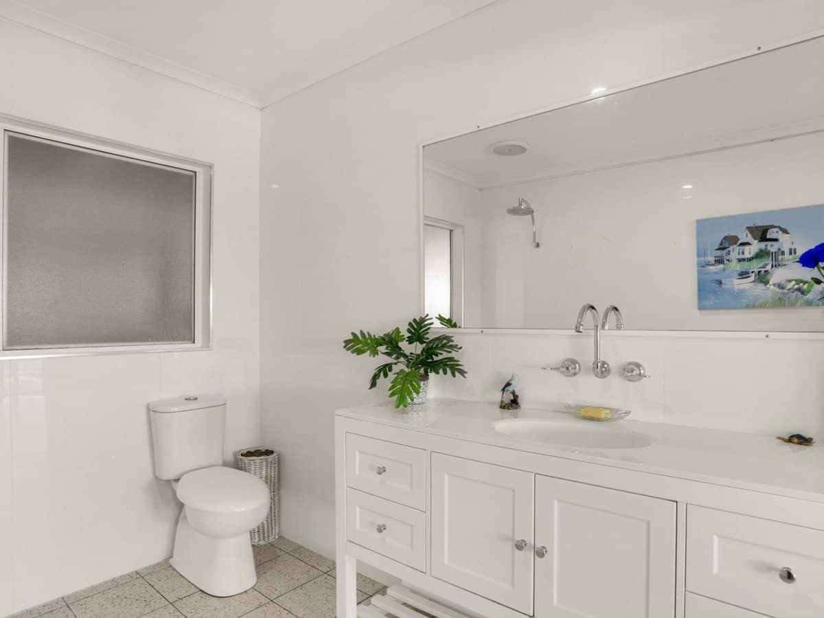 154 Danns Lane, Keith Hall - Thumbnail 12