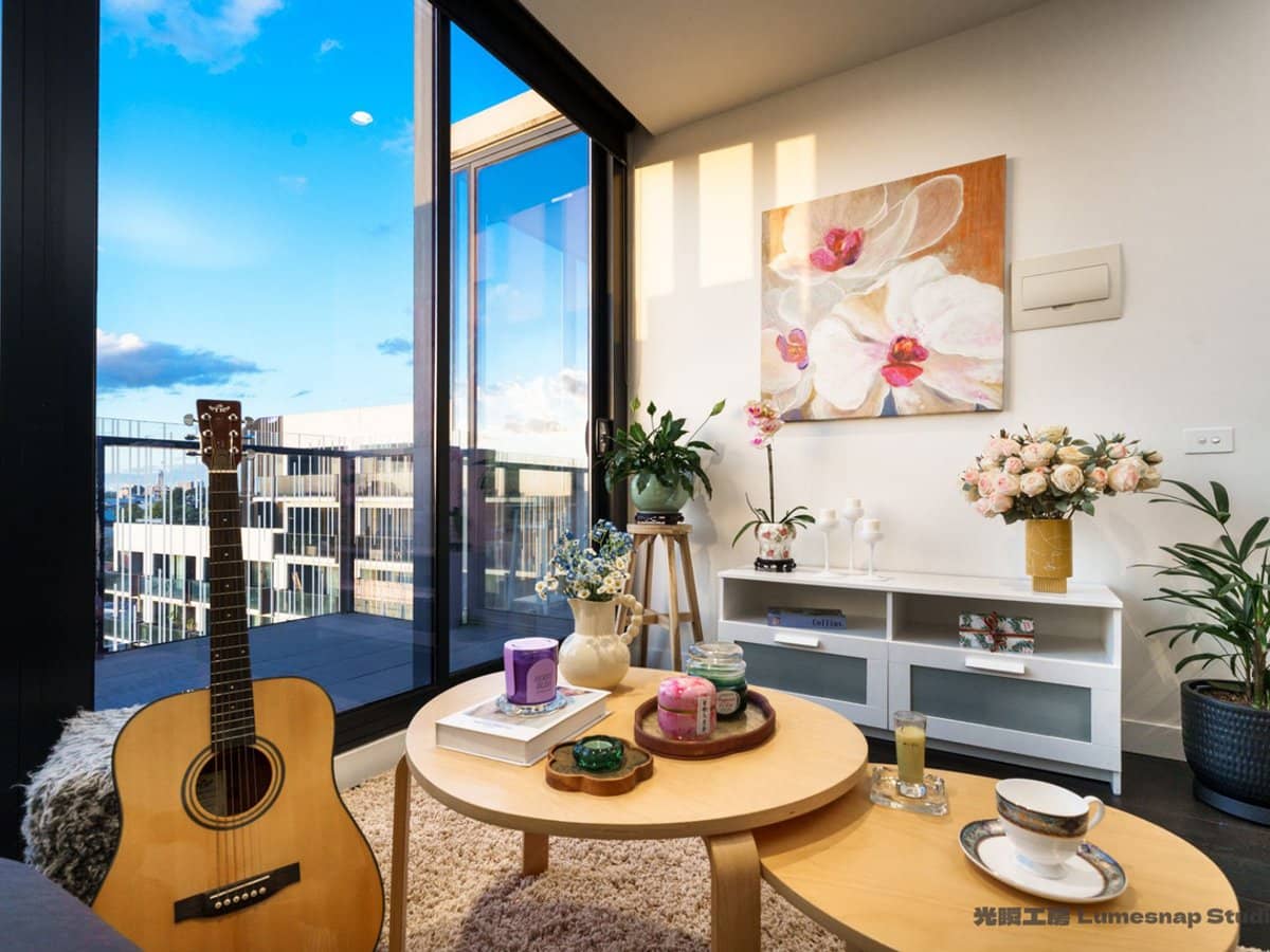 706/150 Dudley Street, West Melbourne - Thumbnail 1