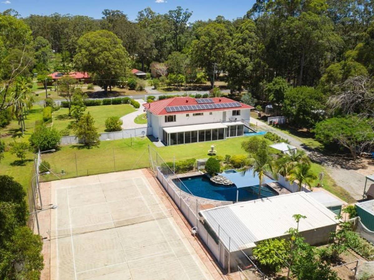 11 Woodland Grove, Yippin Creek - Thumbnail 14