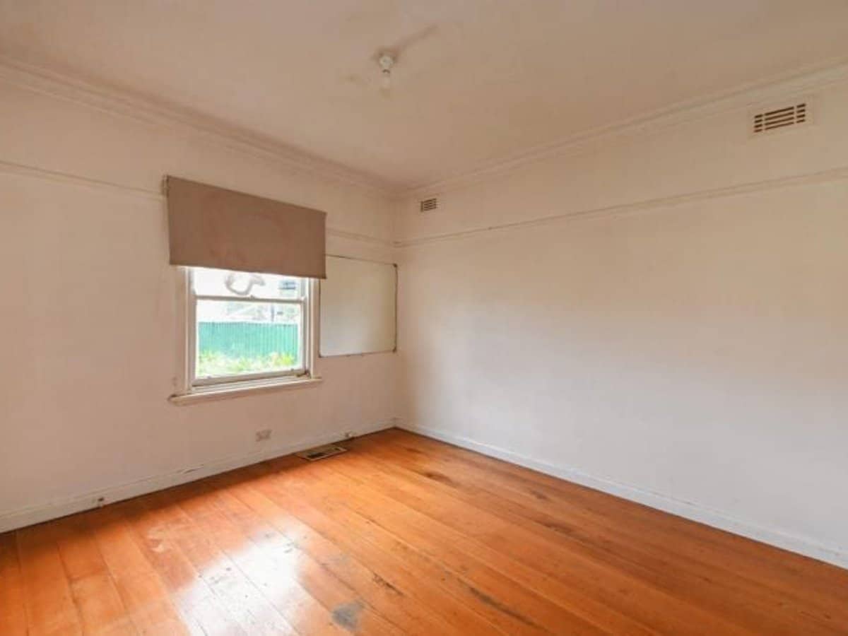 12 Webb Avenue, Springvale - Thumbnail 2