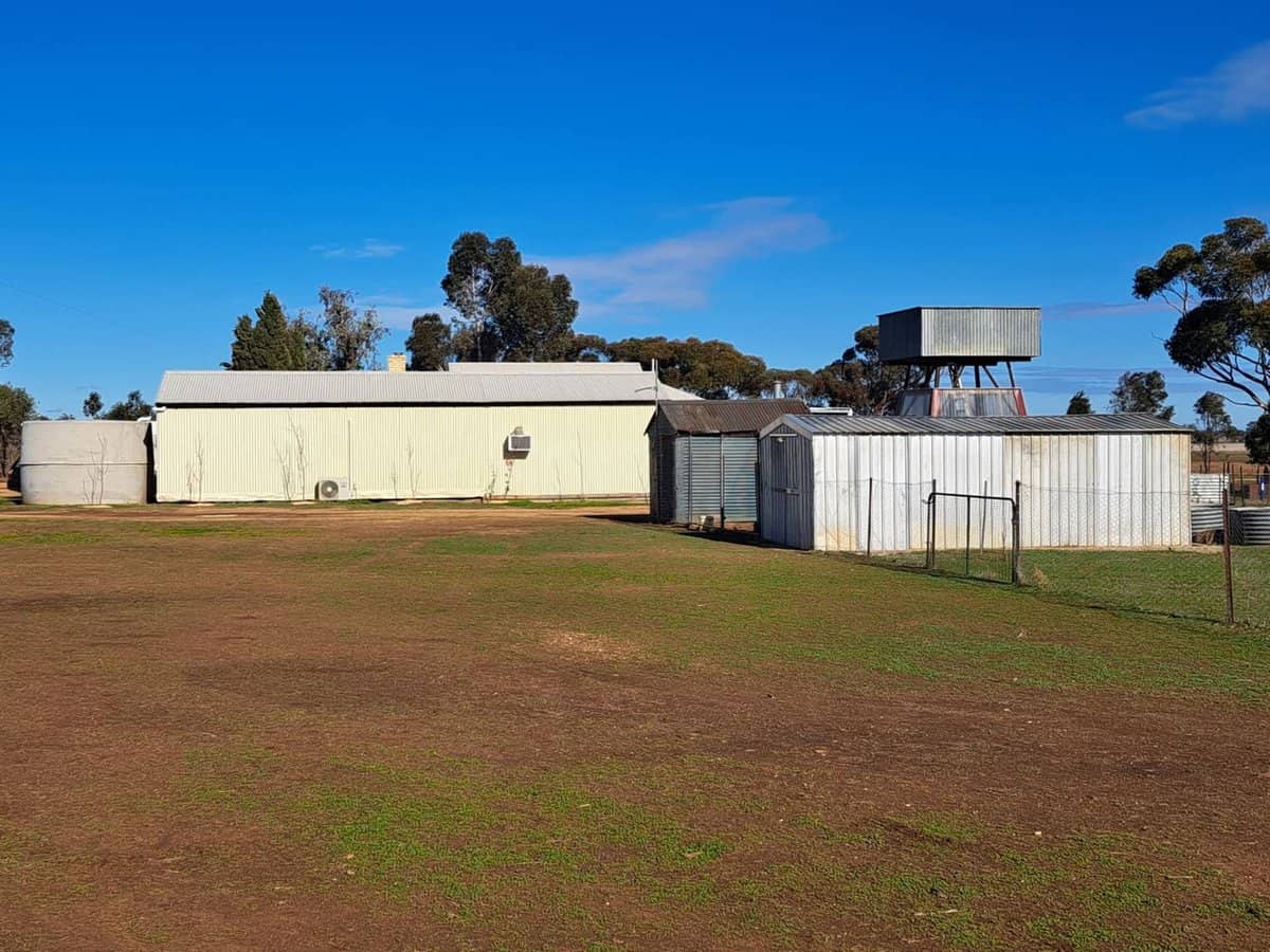 618 Cope Cope-Jeffcott Road, Donald - Thumbnail 28