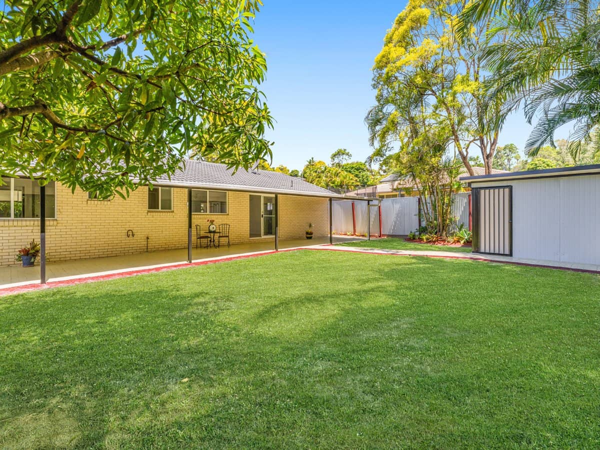 21 Dawnann Court, CARRARA - Thumbnail 3