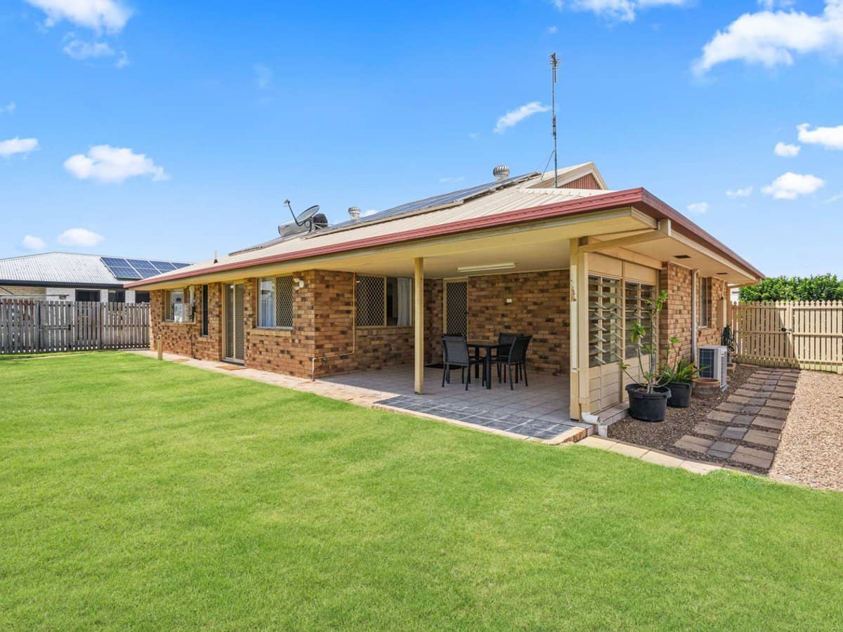 8 Sealink Drive, Point Vernon - Thumbnail 24