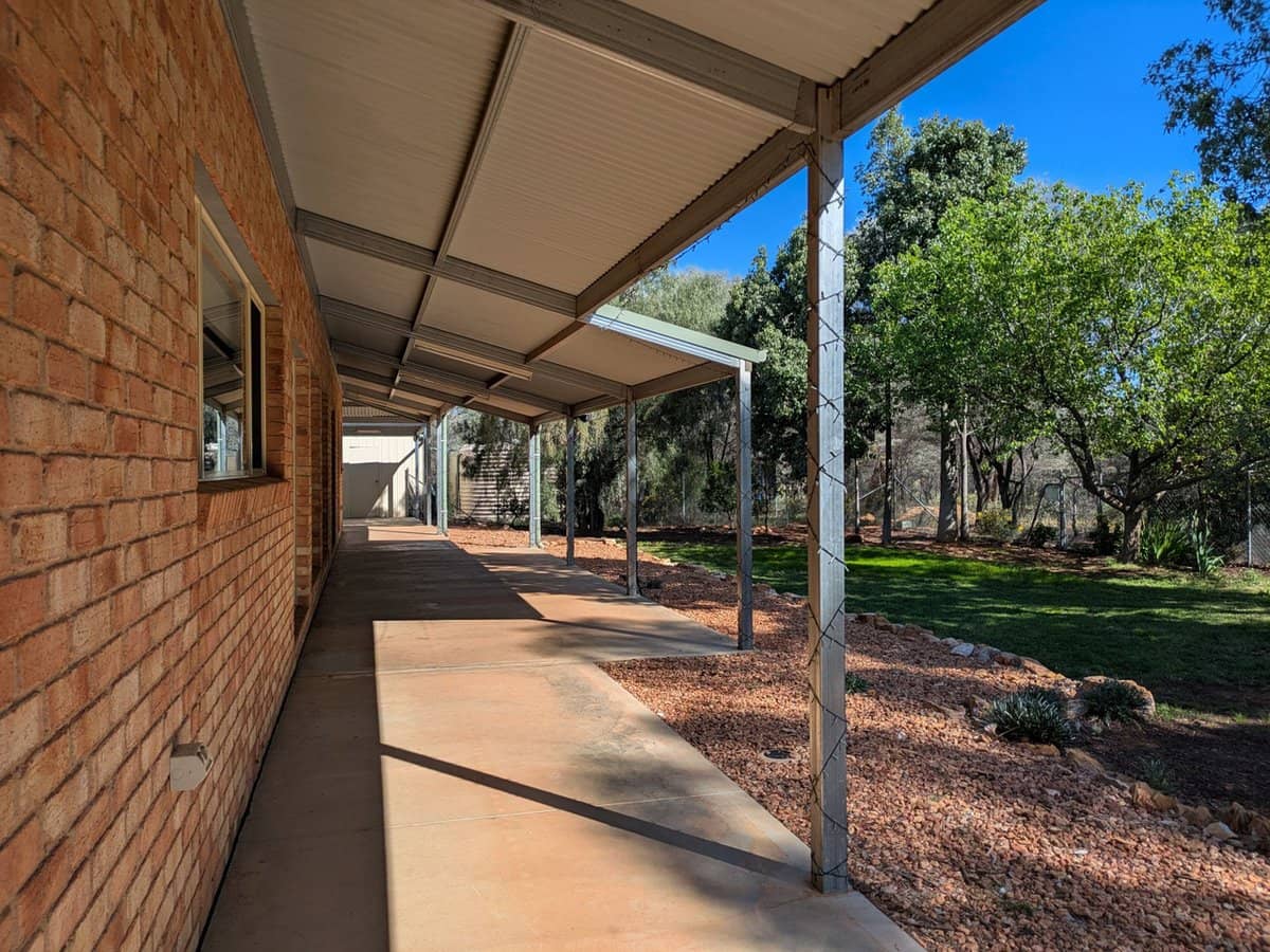 1 Singleton Drive, Cobar - Thumbnail 3