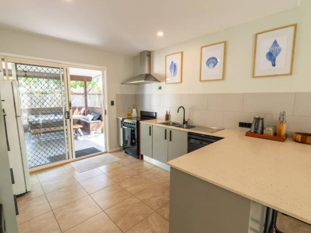 52 Samarinda Way, Point Lookout - Thumbnail 19