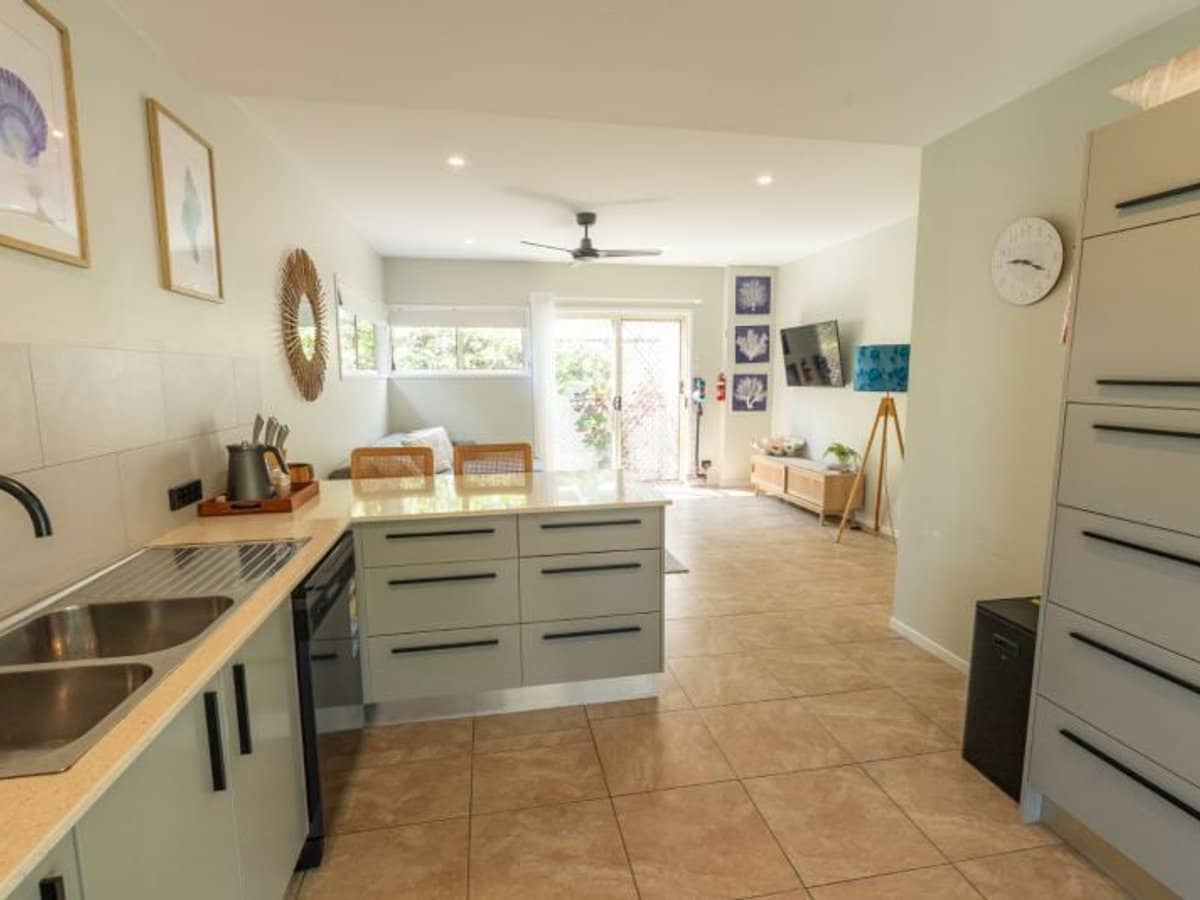 52 Samarinda Way, Point Lookout - Thumbnail 21