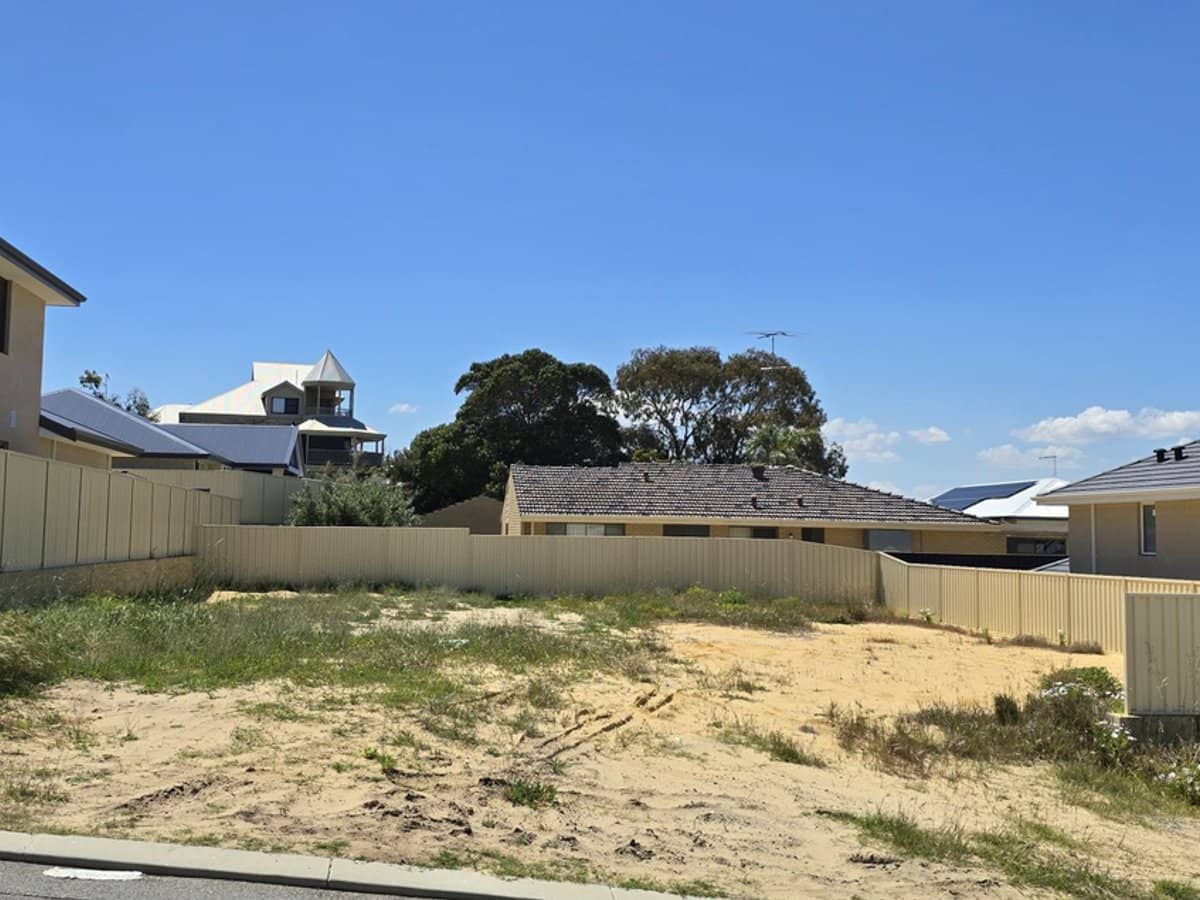 Lot 15/3 Maywood Way, Wannanup - Thumbnail 1