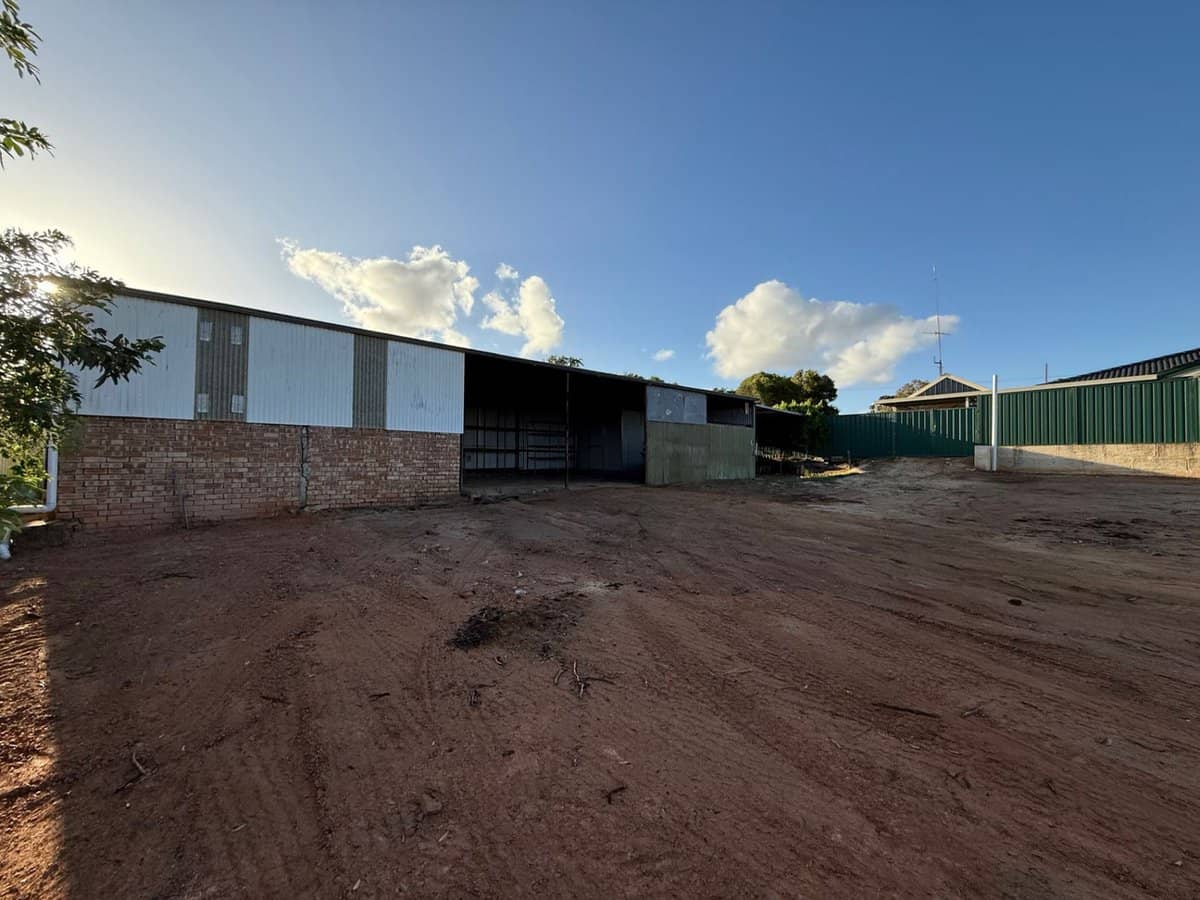 4 Chattamarra Place, Gingin - Thumbnail 1