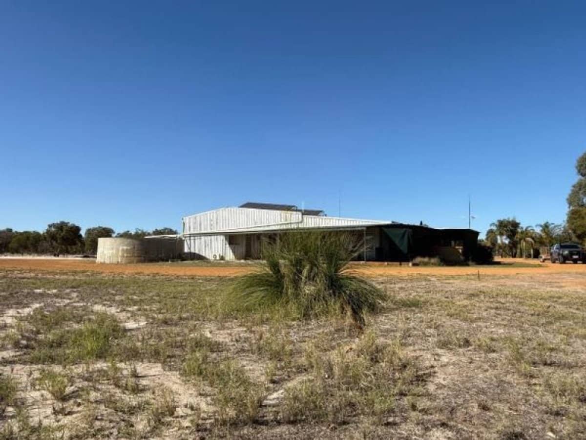 49 Sadler Road, Gingin - Thumbnail 2
