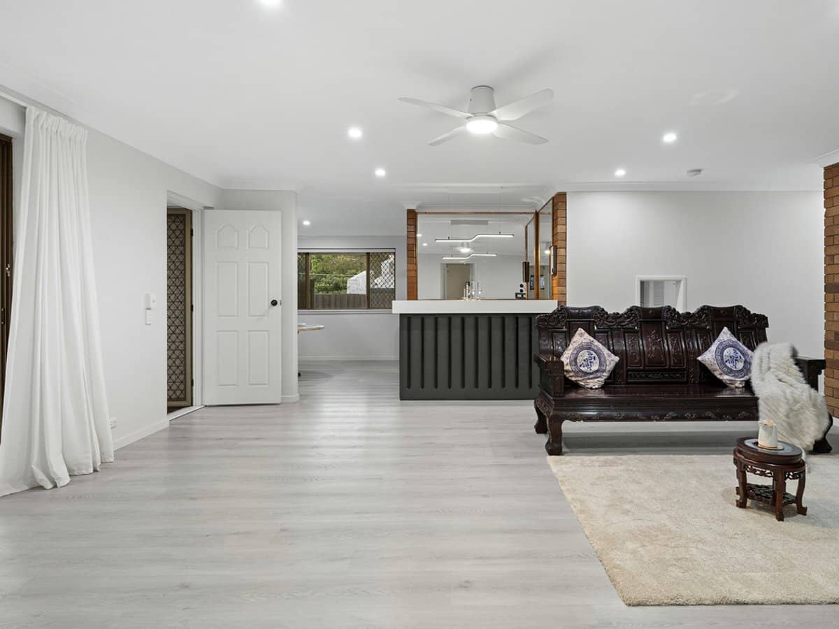 27 Westgate Avenue, SPRINGWOOD - Thumbnail 3