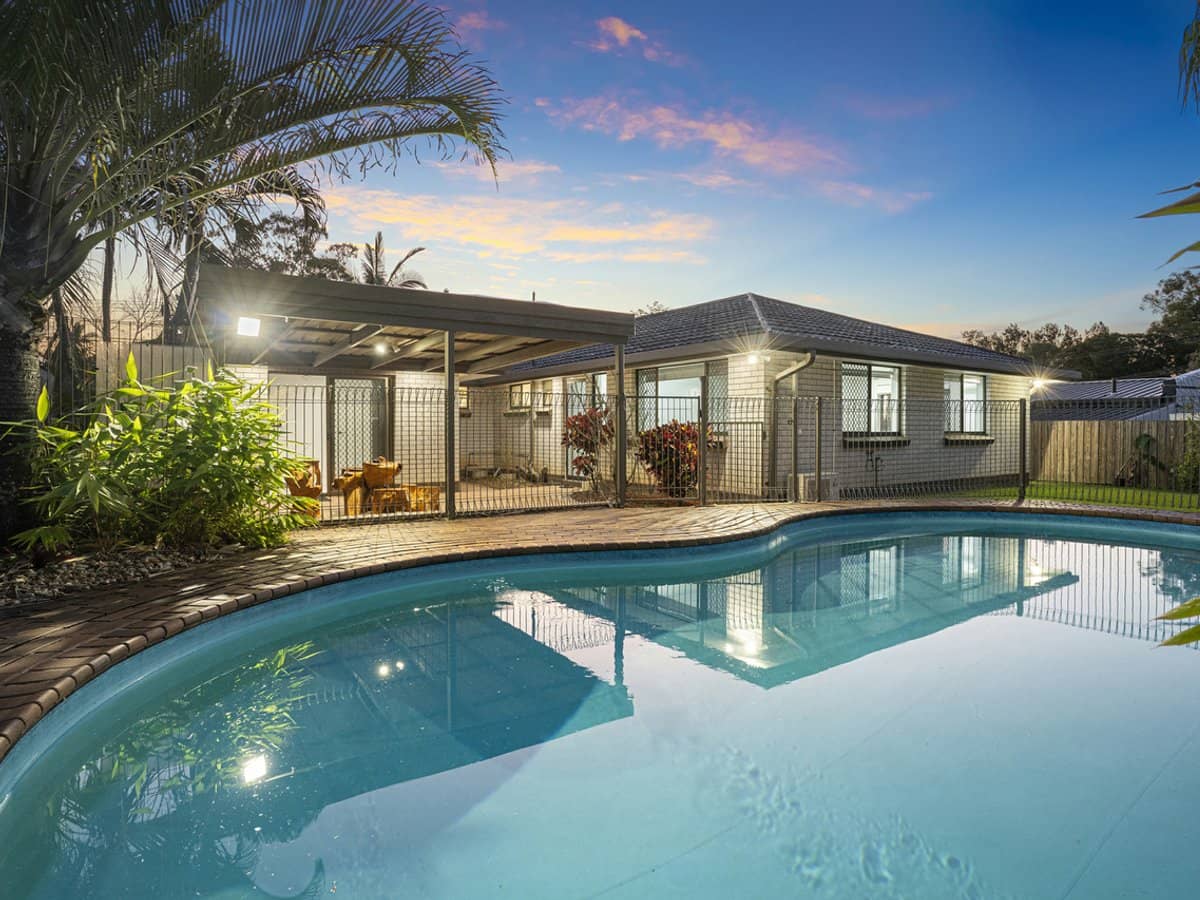 27 Westgate Avenue, SPRINGWOOD - Thumbnail 4