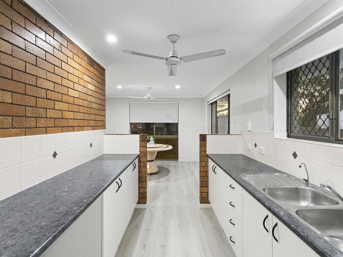 27 Westgate Avenue, SPRINGWOOD - Thumbnail 14