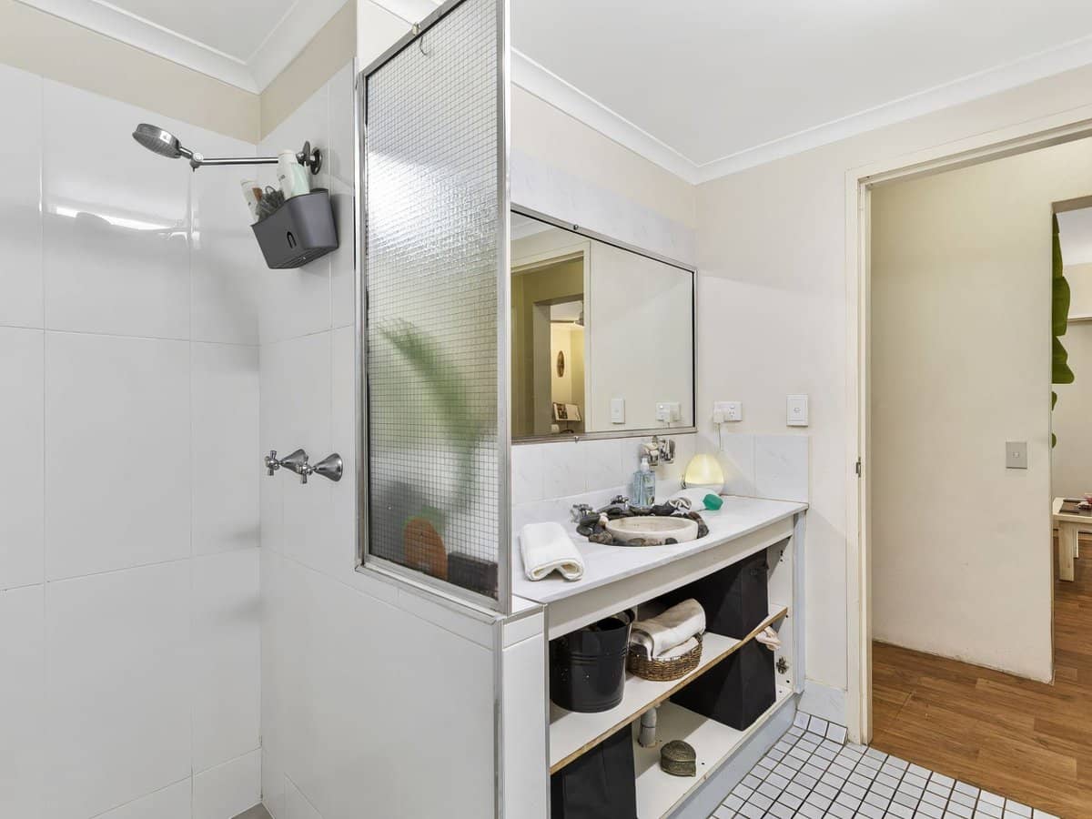 1/1 Ray Street, Yorkeys Knob - Thumbnail 12