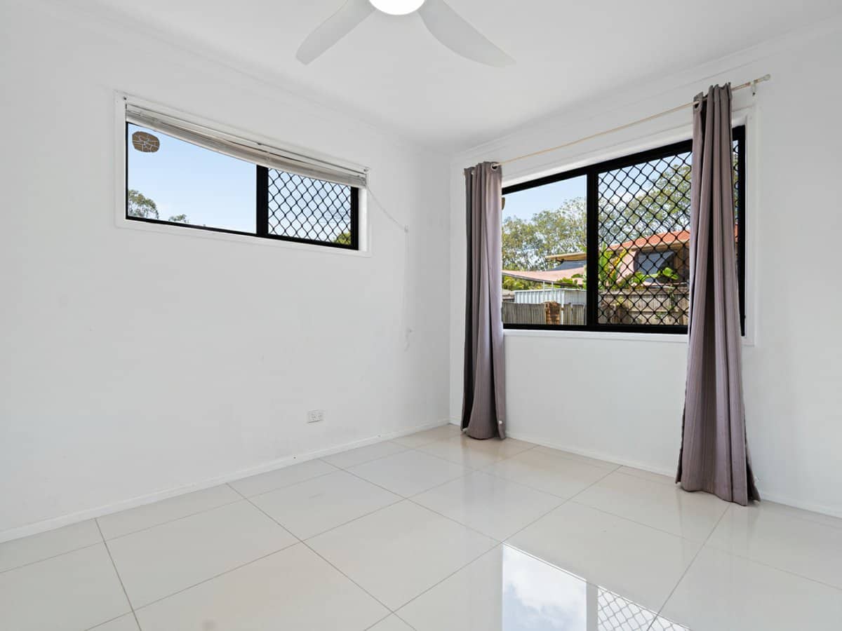 27 Headland Street, SUNNYBANK - Thumbnail 6