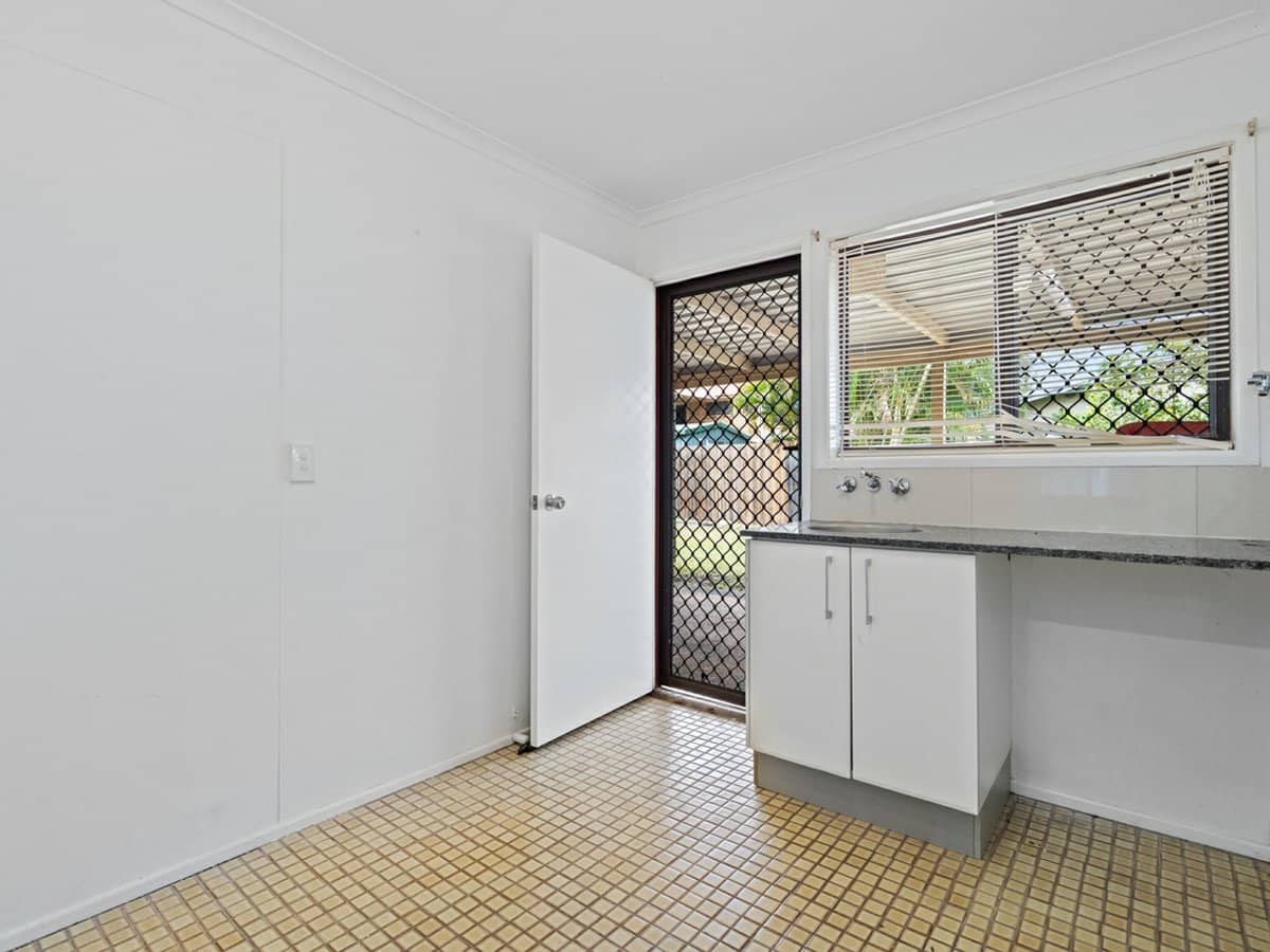 27 Headland Street, SUNNYBANK - Thumbnail 16