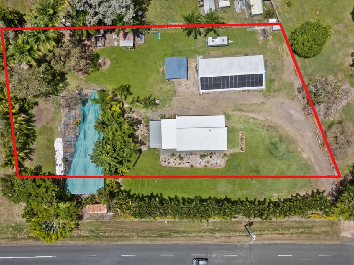 102 Miran Khan Drive, Armstrong Beach - Thumbnail 30