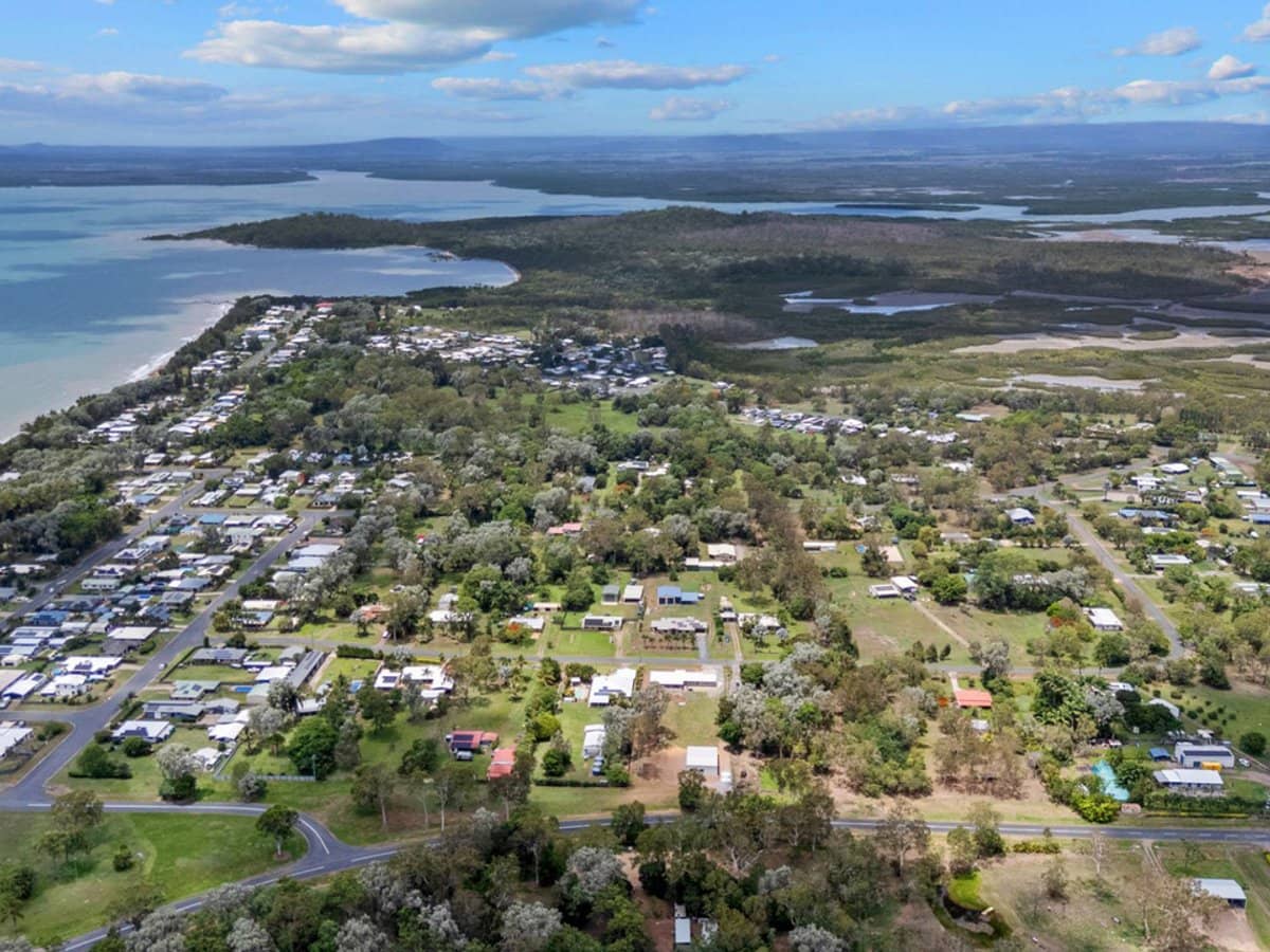 102 Miran Khan Drive, Armstrong Beach - Thumbnail 32