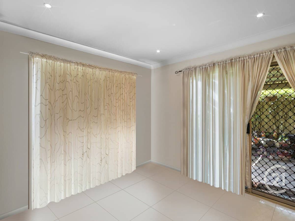 38 Argyle Street, REDBANK PLAINS - Thumbnail 8