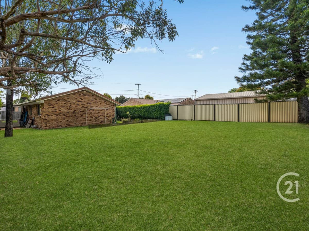 38 Argyle Street, REDBANK PLAINS - Thumbnail 14