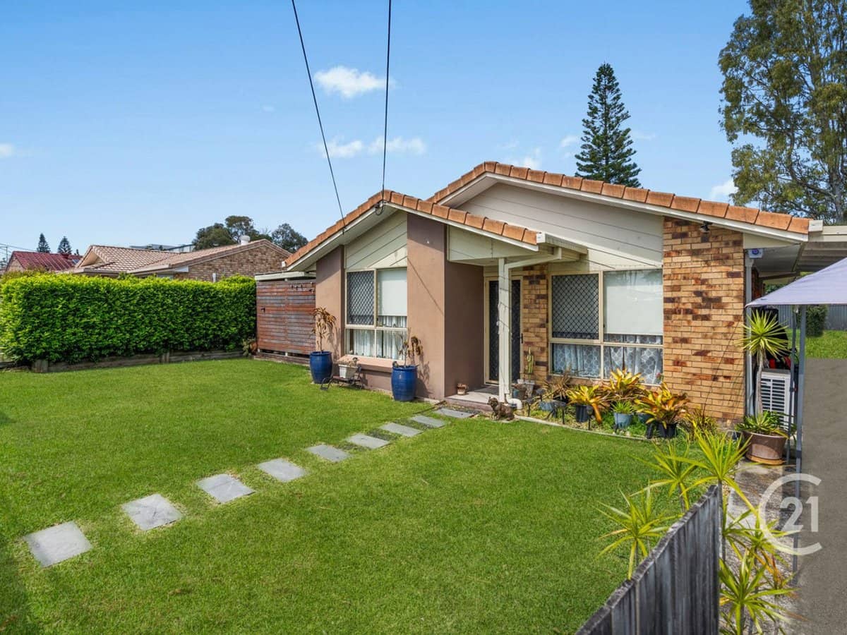 38 Argyle Street, REDBANK PLAINS - Thumbnail 2