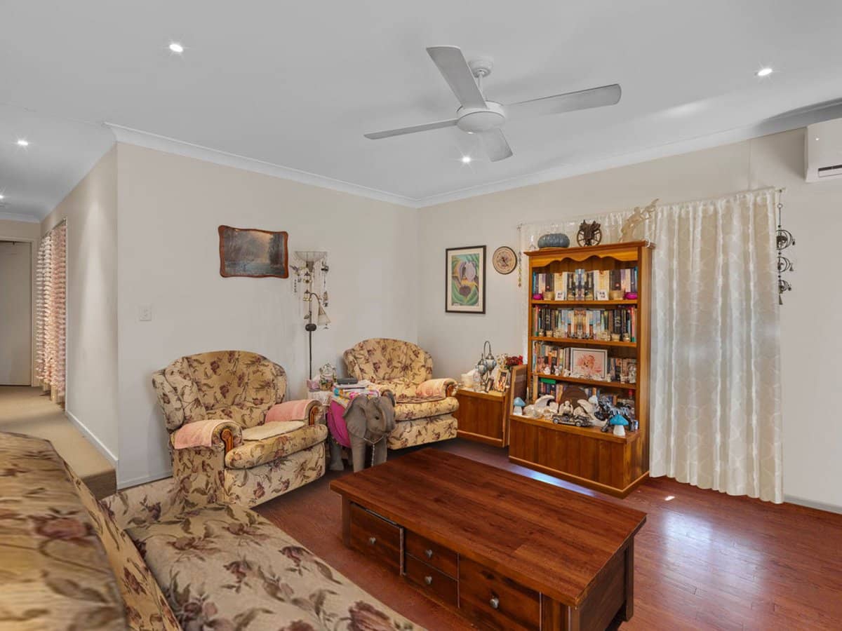 38 Argyle Street, REDBANK PLAINS - Thumbnail 4