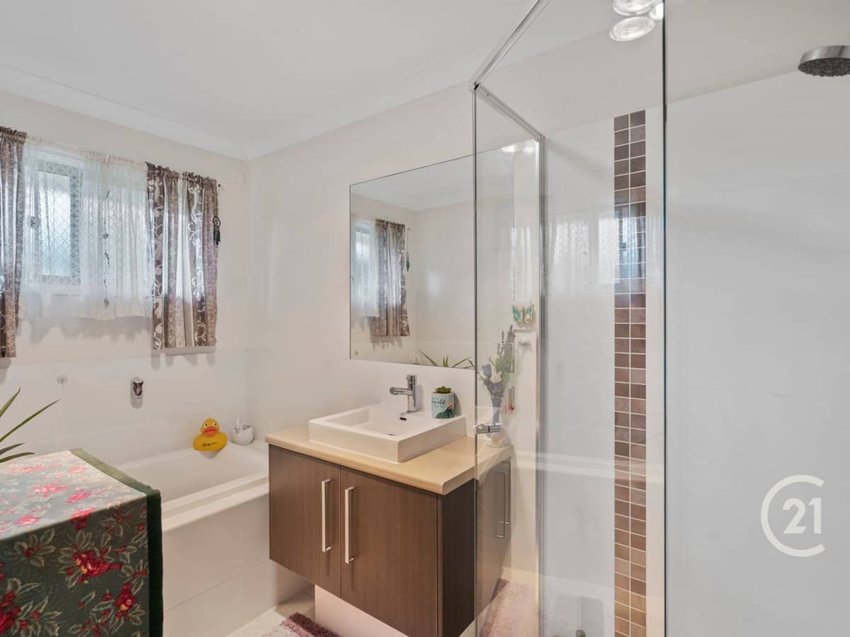 38 Argyle Street, REDBANK PLAINS - Thumbnail 12