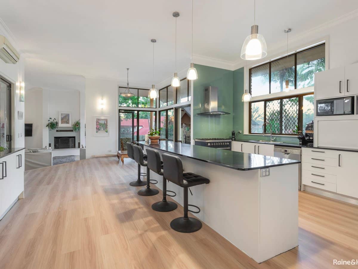 8 Pipers Point, ROBINA - Thumbnail 9