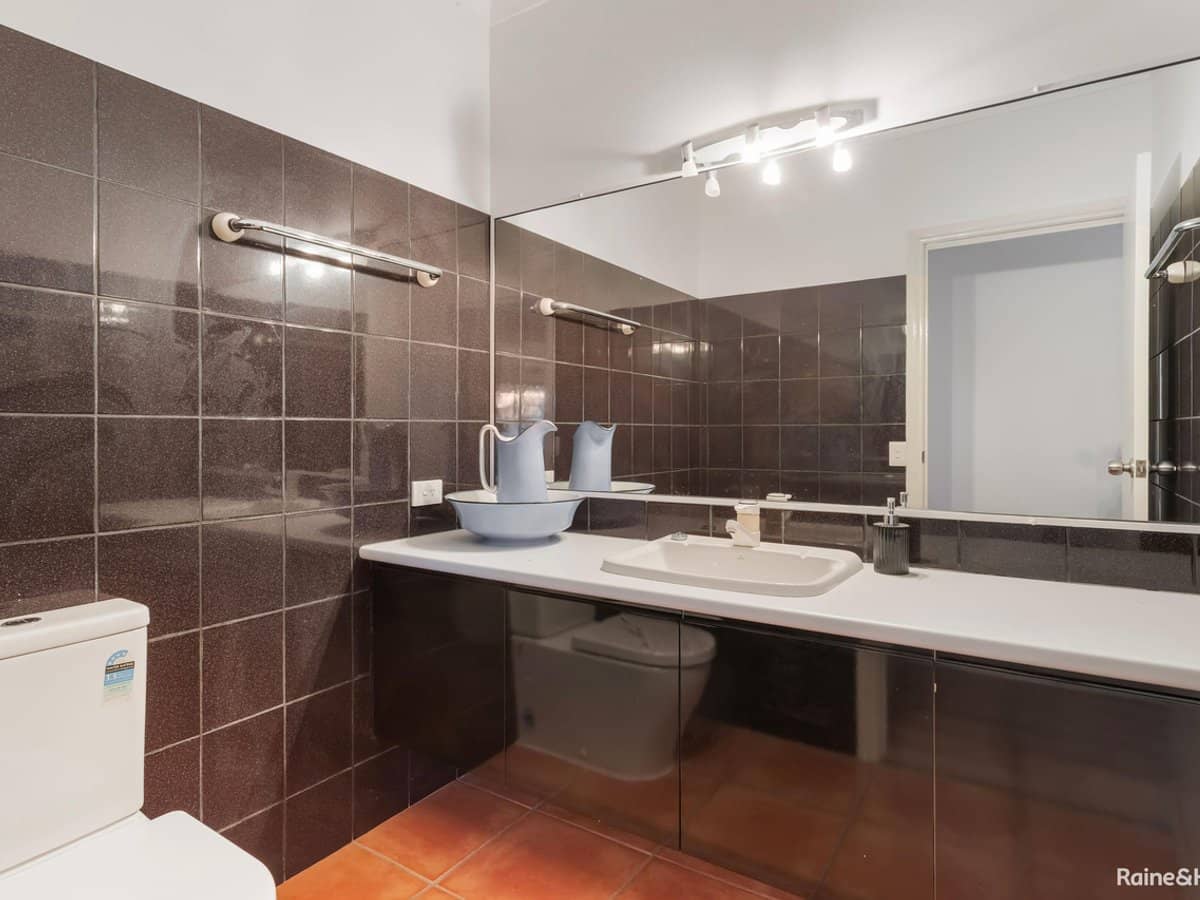 8 Pipers Point, ROBINA - Thumbnail 27