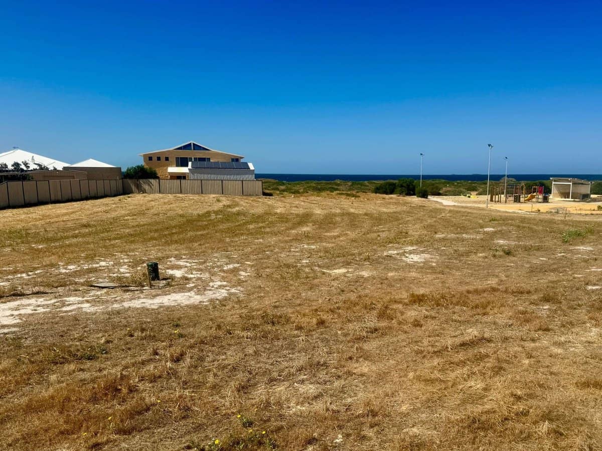 27 Whiteman Street,, Green Head - Thumbnail 4