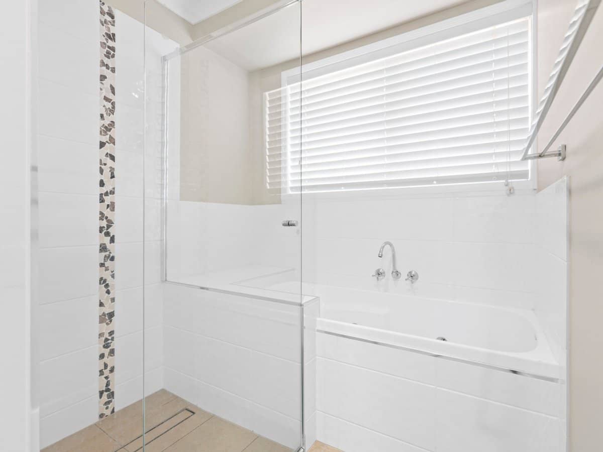 44 Kawana Crescent, CORNUBIA - Thumbnail 6