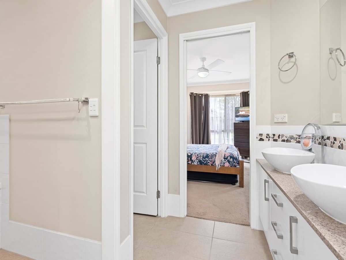 44 Kawana Crescent, CORNUBIA - Thumbnail 8