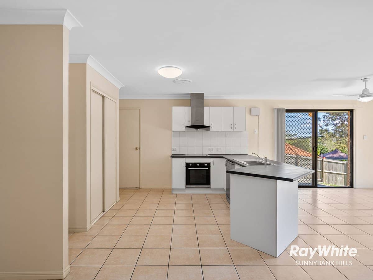 14 Greta Court, Camira - Thumbnail 3