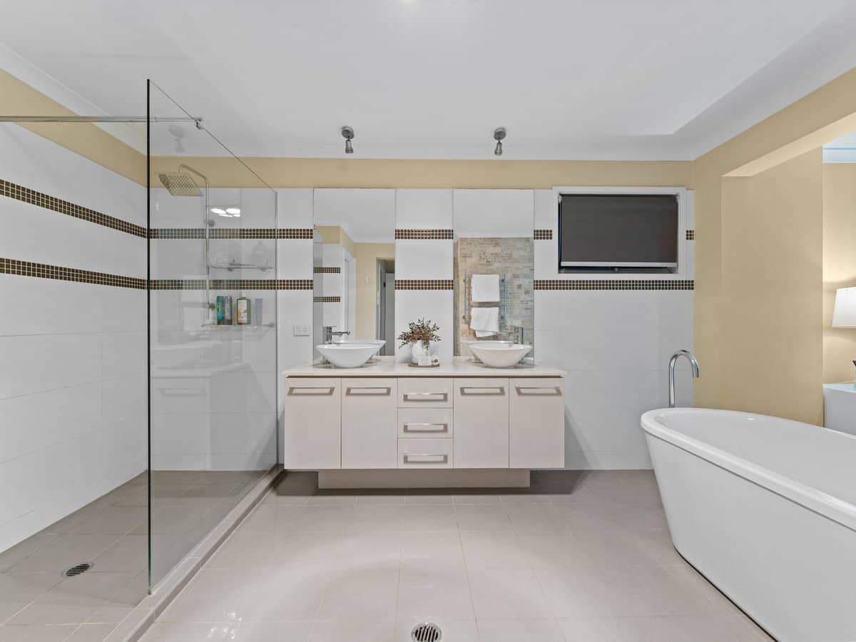 83 Blackwood Road, Salisbury - Thumbnail 17