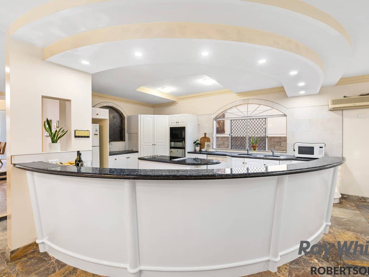 48 Loch Street, WEST END - Thumbnail 15