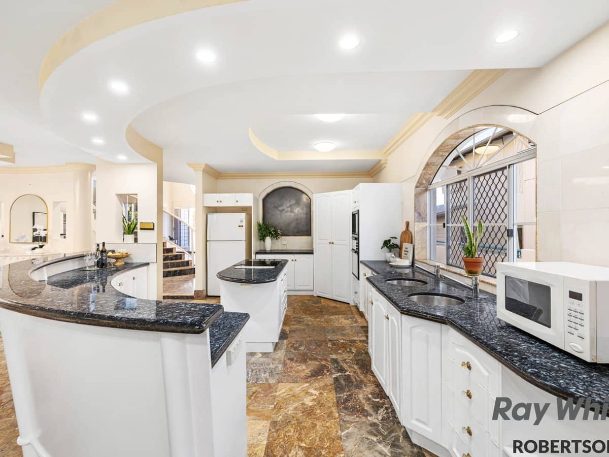 48 Loch Street, WEST END - Thumbnail 16