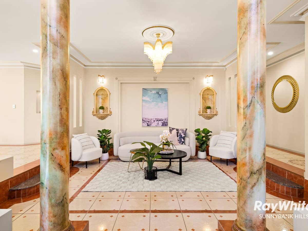 56 Poinciana Crescent, Stretton - Thumbnail 11