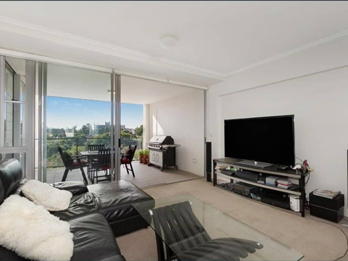 3 Parkland Boulevard, BRISBANE CITY - Thumbnail 3